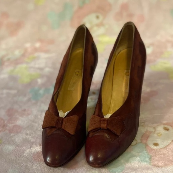 Gucci Elegant Brown leather and suede Women's Shoes with Bow Detail 7 - Picture 1 of 11